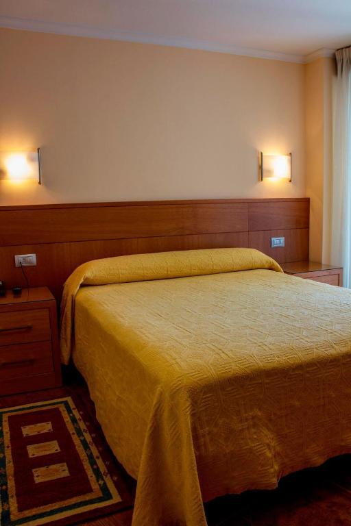 Hotel Mabú Ourense Habitación foto